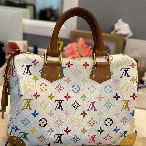 Authentic Louis Vuitton bag 💕 - Picture 4 of 16
